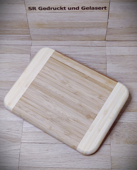 Massives Hackbrett Schneidebrett aus Bambus ca. 20 x 15 x 2 cm mit Wunschgravur kontrast zweifarbig Geschenk