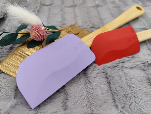 Teigschaber Silikonspatel personalisiert 2er Set lila und rot backen, kochen ca. 25 cm lang mit Wunschgravur Geschenk
