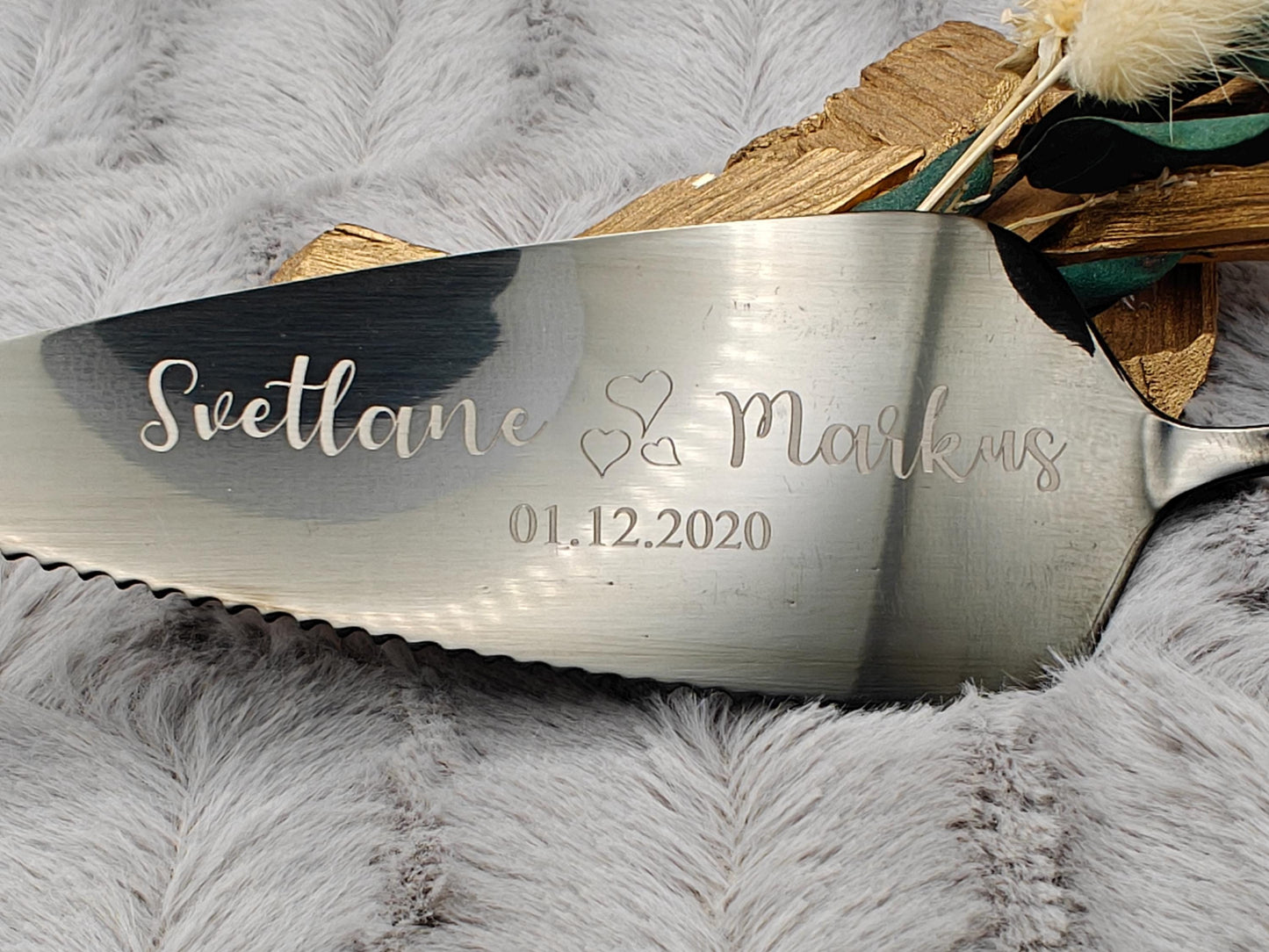 Tortenheber Hochzeit personalisiert 2 in 1 Kuchenheber Tortenschaufel Edelstahl mit individueller Gravur 7 Farben