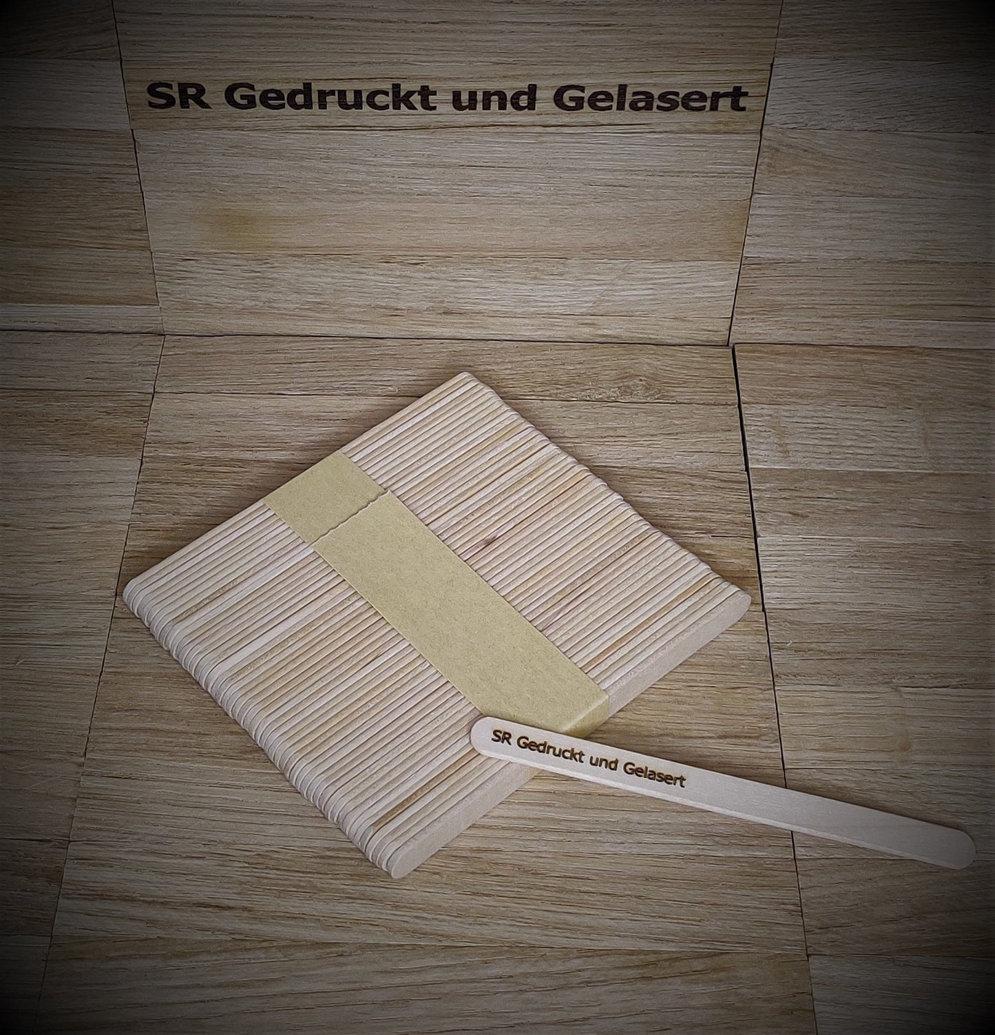 50 Eisstiele Cakesicles Cake Pops Kuchen am Stiel aus Holz 11 x 1 cm mit Wunschgravur ideal für Partys, Eis, Kuchendeko usw. Geschenk