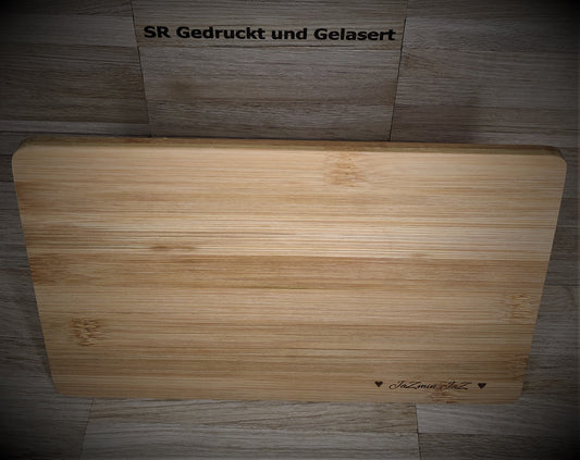Schneidebrett personalisiert aus Bambus 23 x 15 x 0,8 cm mit Wunschgravur robust Vesperbrett ideales Geschenk