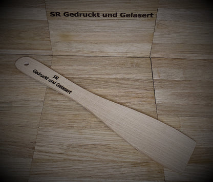 Pfannenwender personalisiert aus Holz 30 cm lang 5 cm breit mit Wunschgravur individuelles Geschenk Geschenkidee  Geschenk
