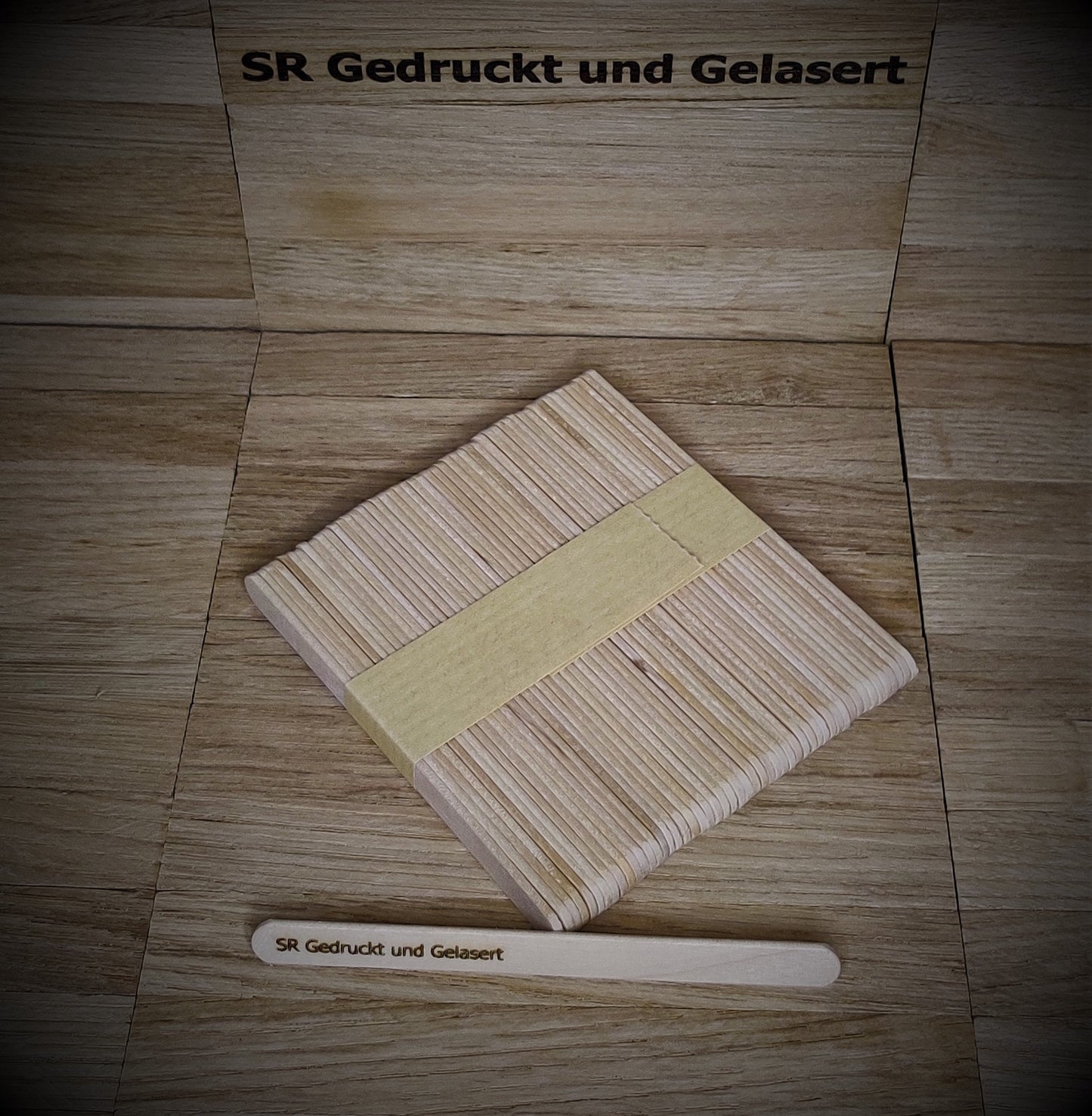 50 Eisstiele Cakesicles Cake Pops Kuchen am Stiel aus Holz 11 x 1 cm mit Wunschgravur ideal für Partys, Eis, Kuchendeko usw. Geschenk