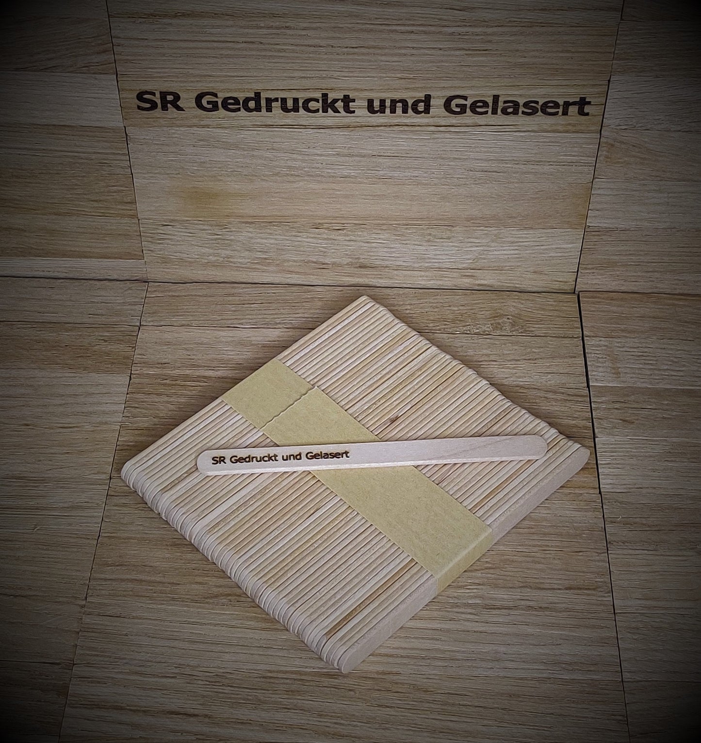 10 Eisstiele Cakesicles Cake Pops Kuchen am Stiel aus Holz 11 x 1 cm mit Wunschgravur ideal für Partys, Eis, Kuchendeko usw.  Geschenk