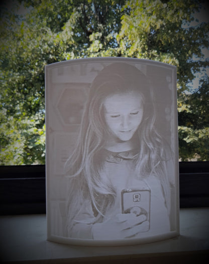 Lithophanbild Lithophanie Bild fürs Fensterbrett individuelles Geschenk Geschenkidee WOW Effekt  Geschenk