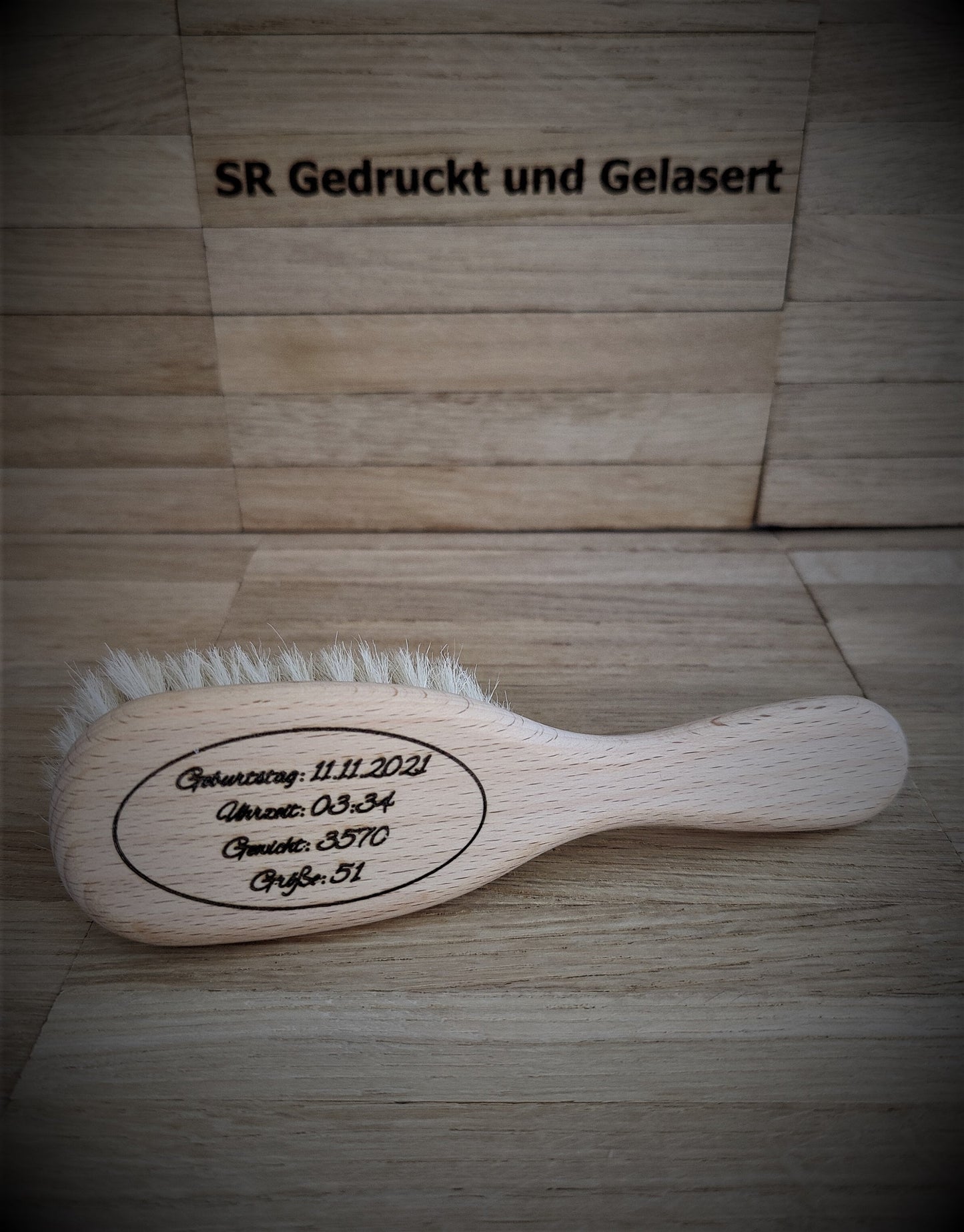 Babyhaarbürste Babybürste Bürste aus 100% Ziegenhaar und unbehandeltem Buchenholz mit individueller Gravur Baby Geburt Geschenk