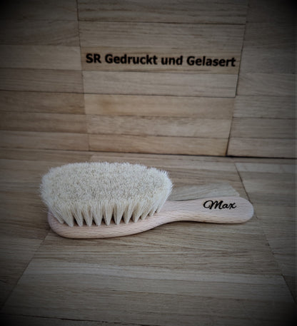 Babyhaarbürste Babybürste Bürste aus 100% Ziegenhaar und unbehandeltem Buchenholz mit individueller Gravur Baby Geburt Geschenk