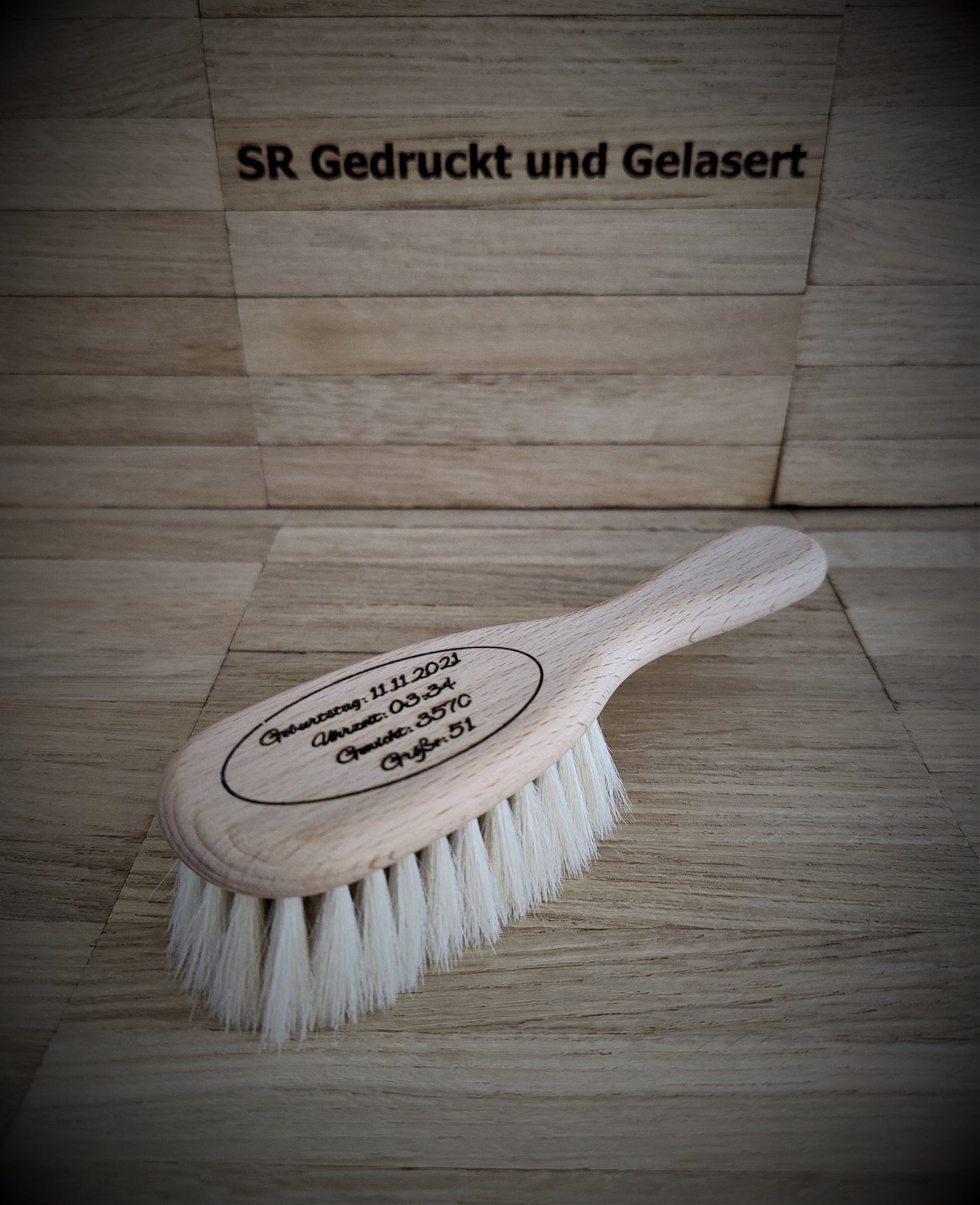 Babyhaarbürste Babybürste Bürste aus 100% Ziegenhaar und unbehandeltem Buchenholz mit individueller Gravur Baby Geburt Geschenk