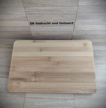 Schneidebrett personalisiert aus Bambus rechteckig 25 x 16 x 0,8 cm mit Wunschgravur Vesperbrett Schneidbrett Brotzeit Geschenk  Geschenk