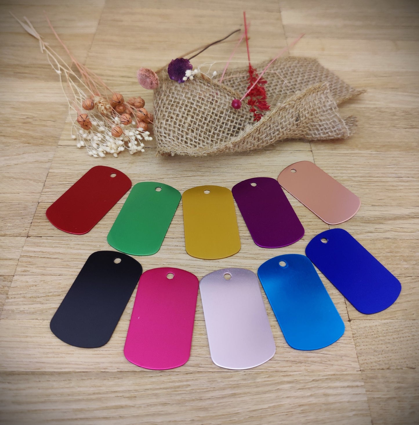 Hundemarke groß Halsband Erkennungsmarke Hunde ID Dog Tag Schlüsselanhänger aus Aluminium mit Gravur 50 x 30 x 1 mm versch. Farben  Geschenk