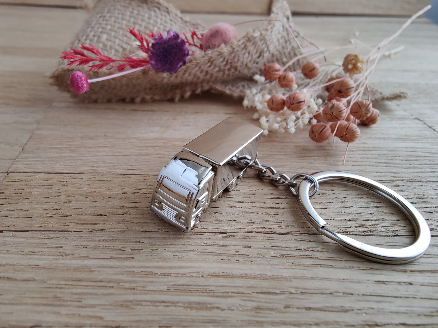 Schlüsselanhänger personalisiert LKW Truck Brummi Edelstahl mit Gravur 35x11x16mm Geschenk