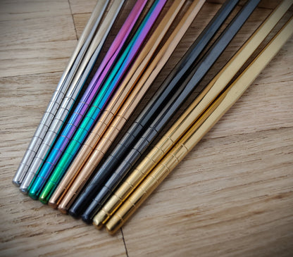 1 Paar Chopsticks 2 Stück Chinesische Stäbchen Edelstahl mit Gravur Wunschgravur 20,5 cm versch. Farben Geschenk