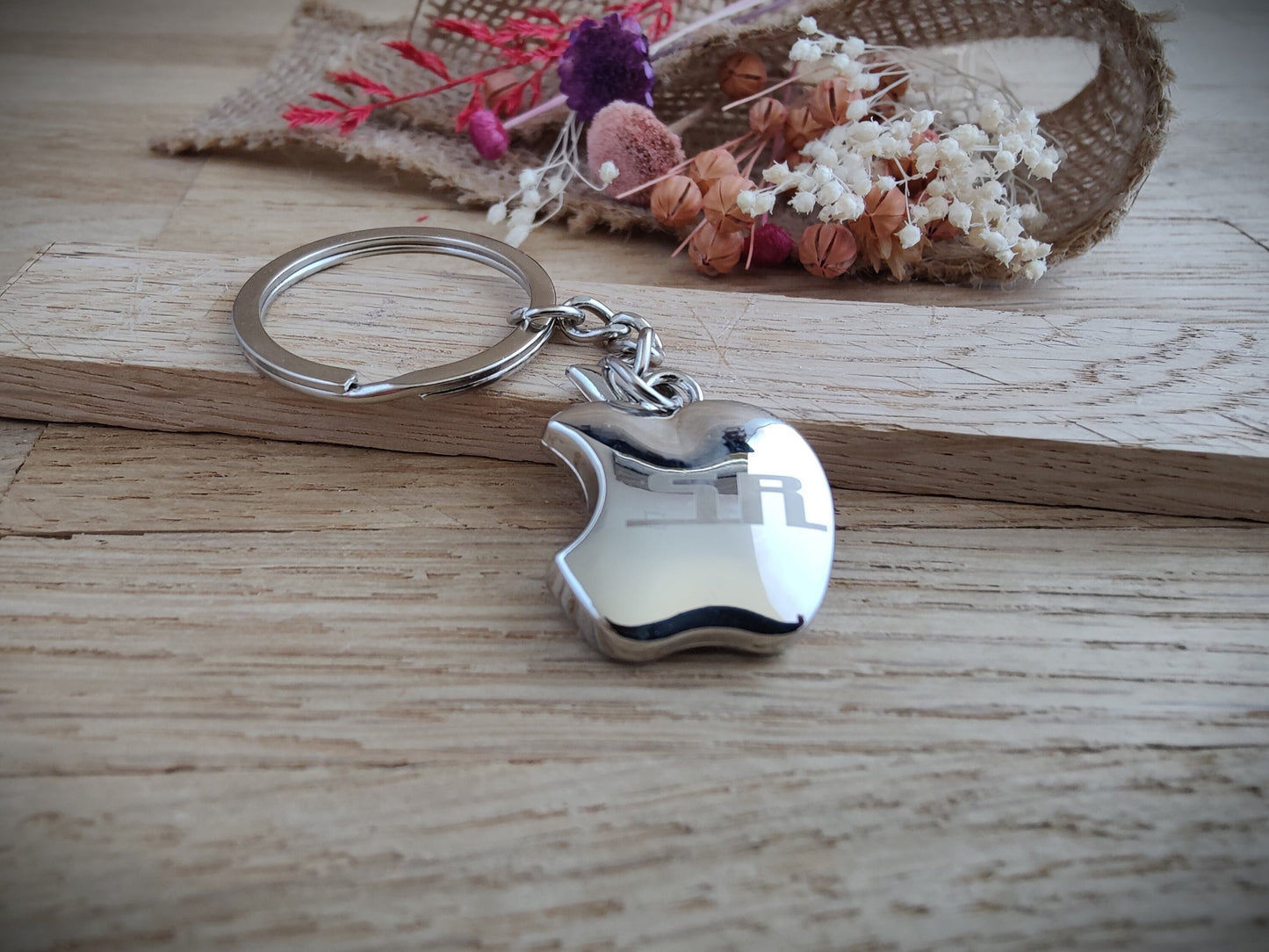 Schlüsselanhänger personalisiert Apfel Edelstahl massiv mit Gravur 25x27x7.5 mm  Geschenk