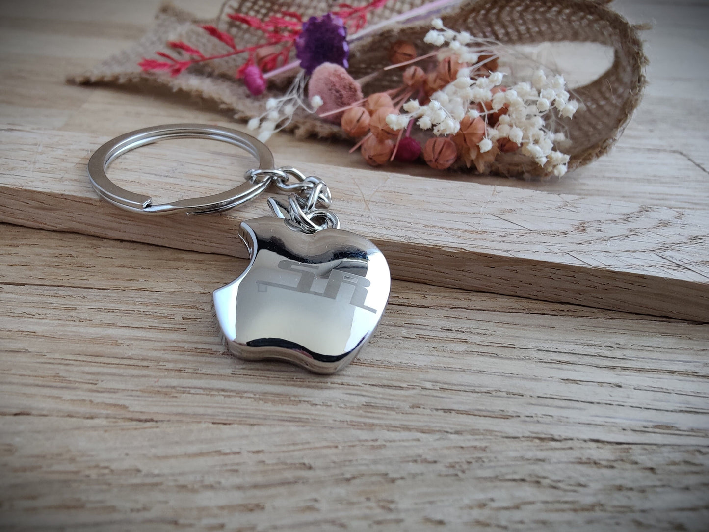 Schlüsselanhänger personalisiert Apfel Edelstahl massiv mit Gravur 25x27x7.5 mm  Geschenk