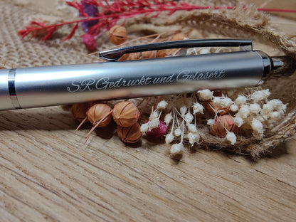 Kugelschreiber personalisiert silber aus Aluminium mit individueller Gravur Gastgeschenk Geschenk