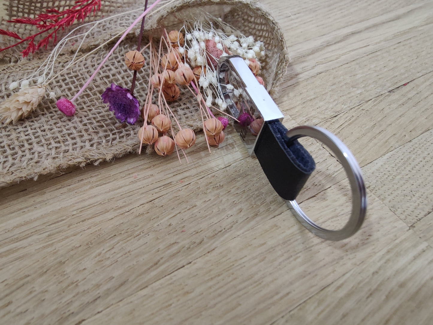 Schlüsselanhänger Karabiner schwarz Kunstleder mit individueller Gravur personalisiert Geschenk