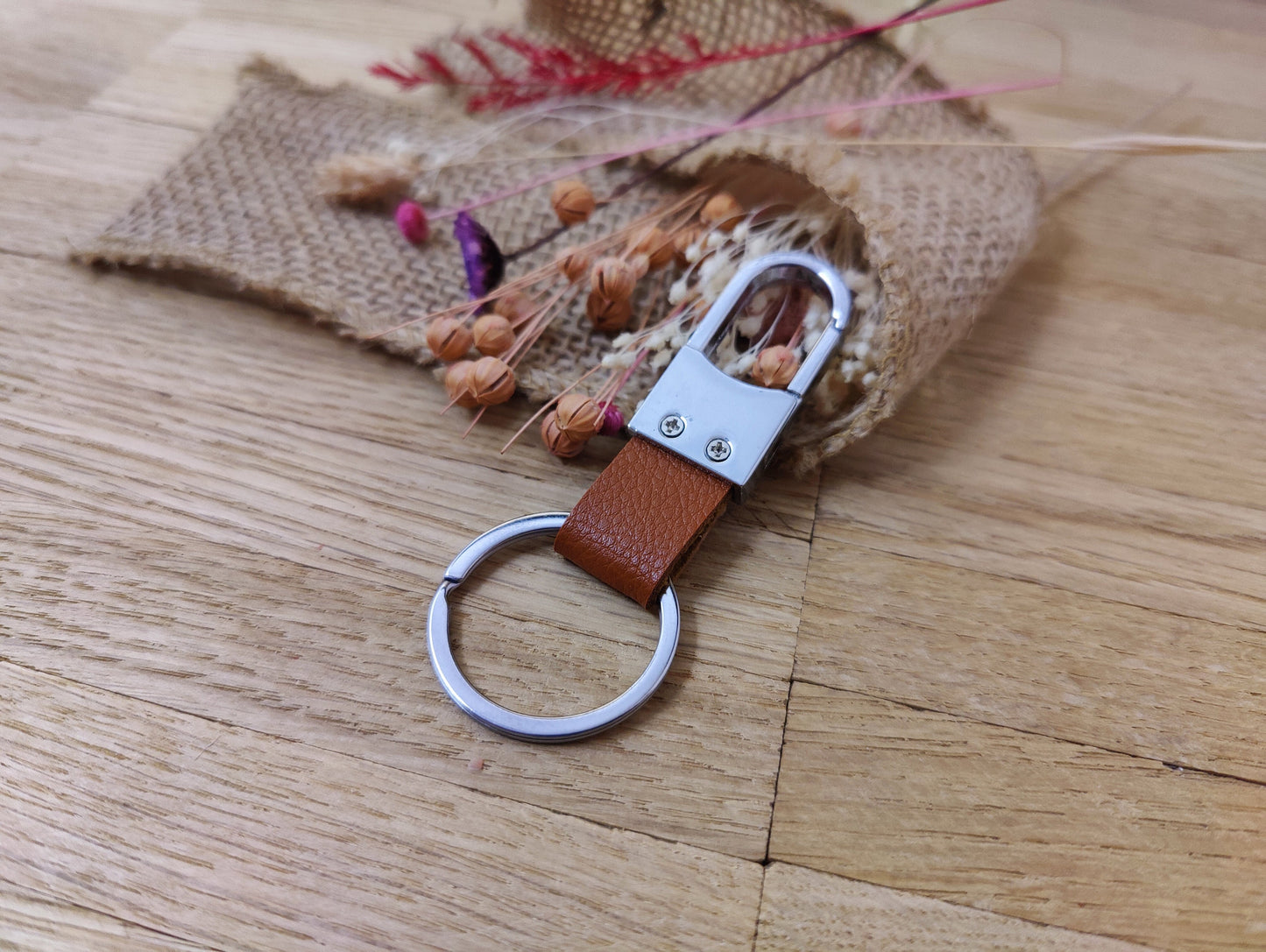 Schlüsselanhänger Karabiner braun Kunstleder mit individueller Gravur personalisiert Geschenk