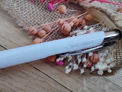 Kugelschreiber personalisiert Aluminium weiß mit individueller Gravur Gastgeschenk Geschenk