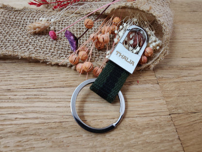 Schlüsselanhänger Karabiner schwarz/oliv Stoff mit individueller Gravur personalisiert Geschenk