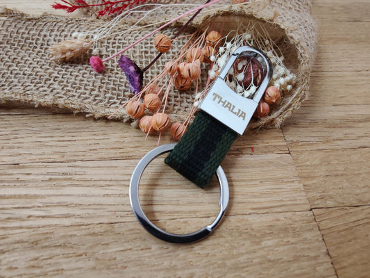 Schlüsselanhänger Karabiner schwarz/oliv Stoff mit individueller Gravur personalisiert Geschenk