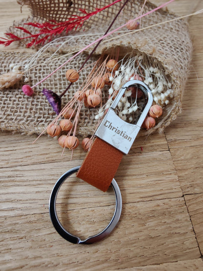 Schlüsselanhänger Karabiner braun Kunstleder mit individueller Gravur personalisiert Geschenk