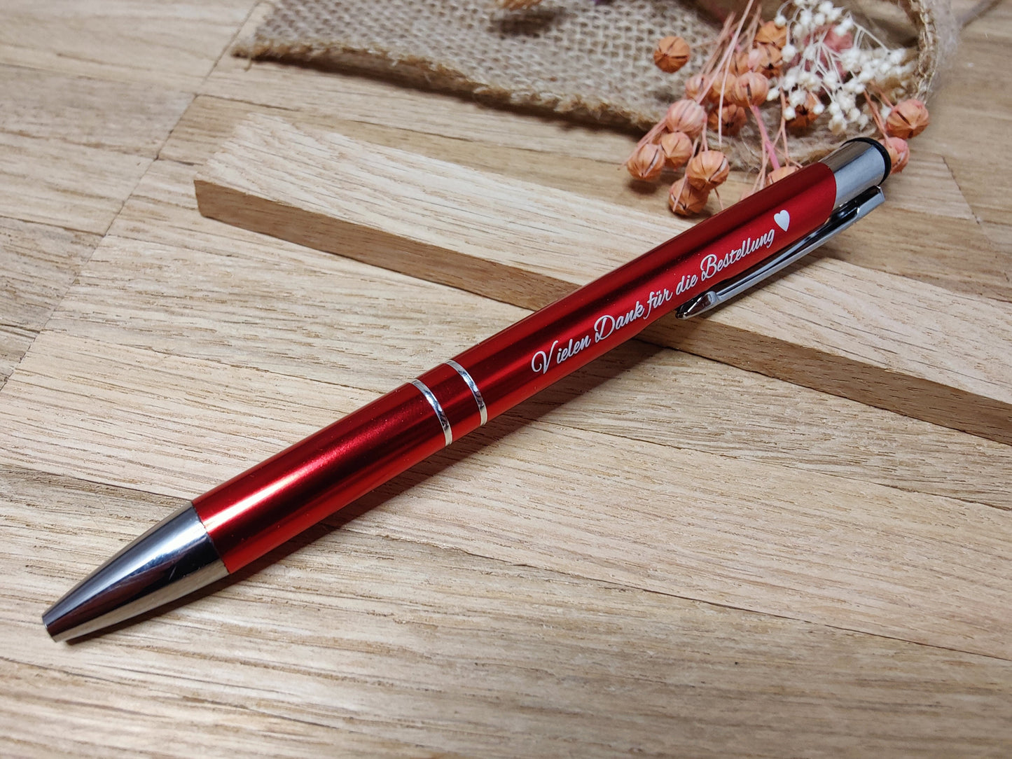 Kugelschreiber personalisiert Aluminium rot mit individueller Gravur Gastgeschenk Geschenk