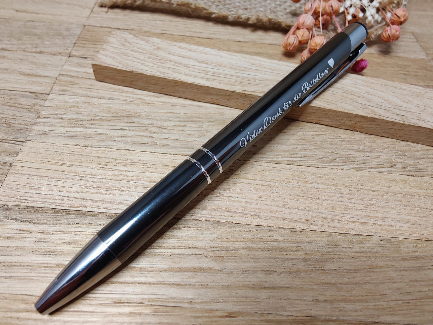 Kugelschreiber personalisiert Aluminium gunmetal grau mit individueller Gravur Gastgeschenk Geschenk