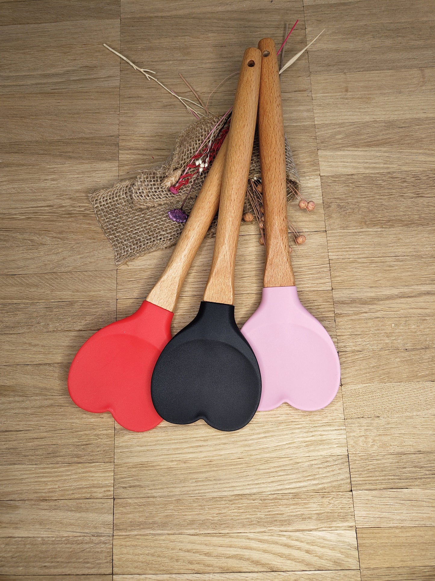 Teigschaber Silikonschaber Herz Silikonspatel 3 Farben zur Wahl  Holz backen, kochen ca. 27 cm lang mit Wunschgravur personalisiert Liebe