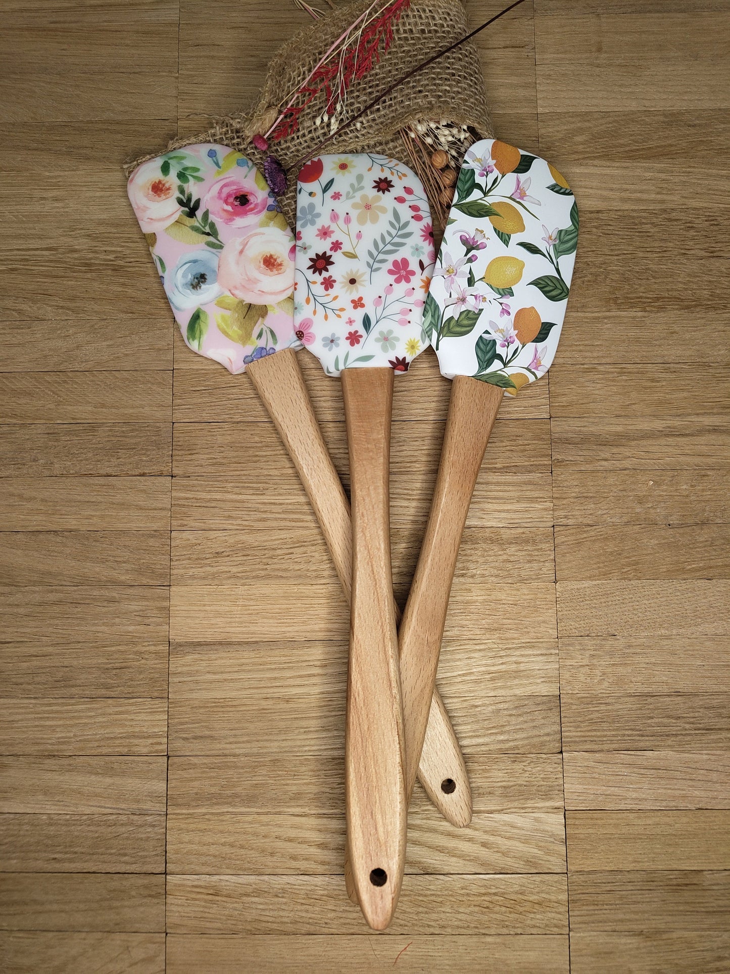 Teigschaber Silikonspatel XXXL personalisiert Holz Spatel  verschiedene Motive backen kochen grillen ca. 31 cm lang floral Zitrone Blumen