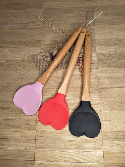 Teigschaber Silikonschaber Herz Silikonspatel 3 Farben zur Wahl  Holz backen, kochen ca. 27 cm lang mit Wunschgravur personalisiert Liebe