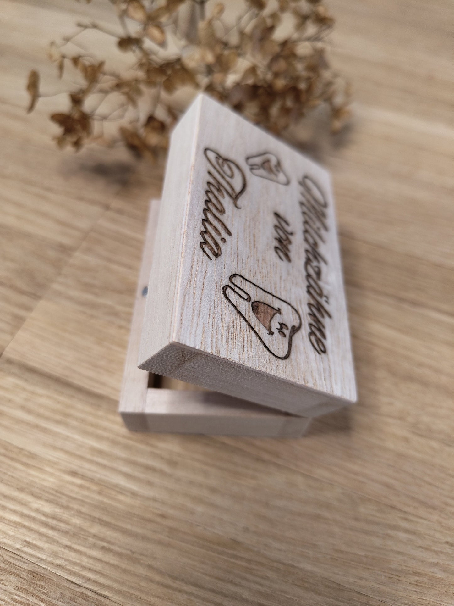 Milchzahndose personalisiert Truhe Box aus Holz mit Wunschgravur individuelles Geschenk Geschenkidee Geschenk
