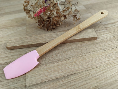 Teigschaber Silikonschaber personalisiert rosa  backen, kochen uvm. ca. 21 cm lang mit Wunschgravur personalisiert