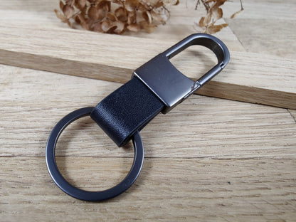 Schlüsselanhänger personalisiert Karabiner Kunstleder mit individueller Gravur 5 Farben zur Auswahl Geschenk