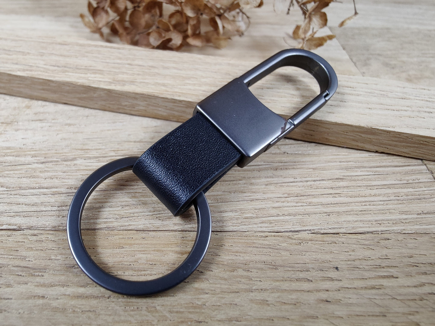Schlüsselanhänger personalisiert Karabiner Kunstleder mit individueller Gravur 5 Farben zur Auswahl Geschenk