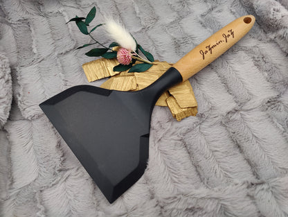 Pfannenwender personalisiert Silikon backen kochen ca. 26 cm lang mit Wunschgravur Geschenk Küchenhelfer