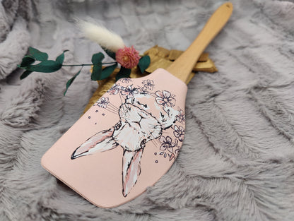 Teigschaber Silikonspatel XXXL Hase Ostern  backen kochen personalisiert ca. 31 cm lang mit Wunschgravur Geschenk Küchenhelfer