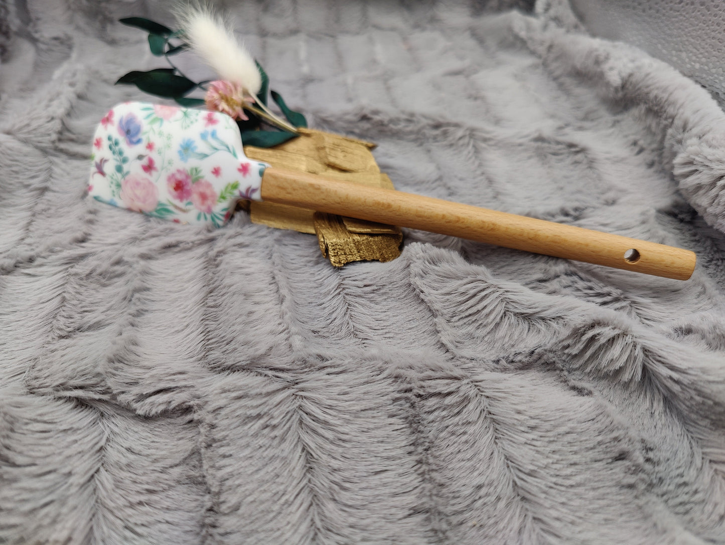 Teigschaber Silikonspatel weiß Blumenmuster floral  backen, kochen ca. 23 cm lang mit Wunschgravur personalisiert Geschenk