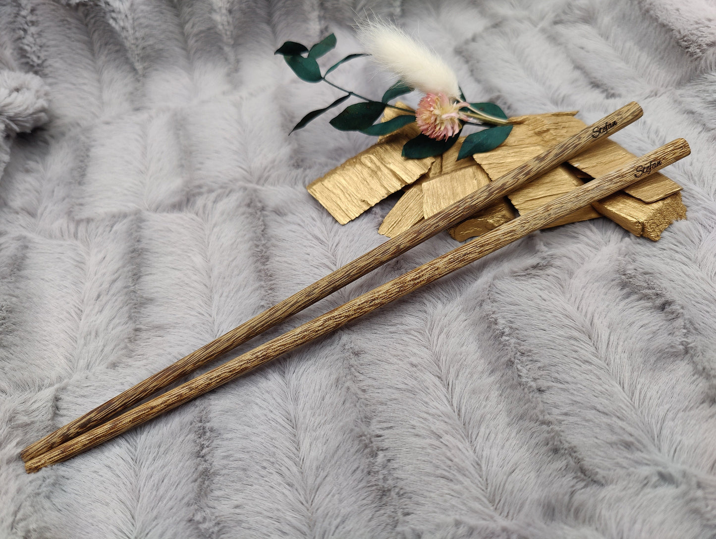 2 Chopsticks personalisiert Holz 1 Paar mit Wunschgravur 25 cm Geschenk Essstäbchen
