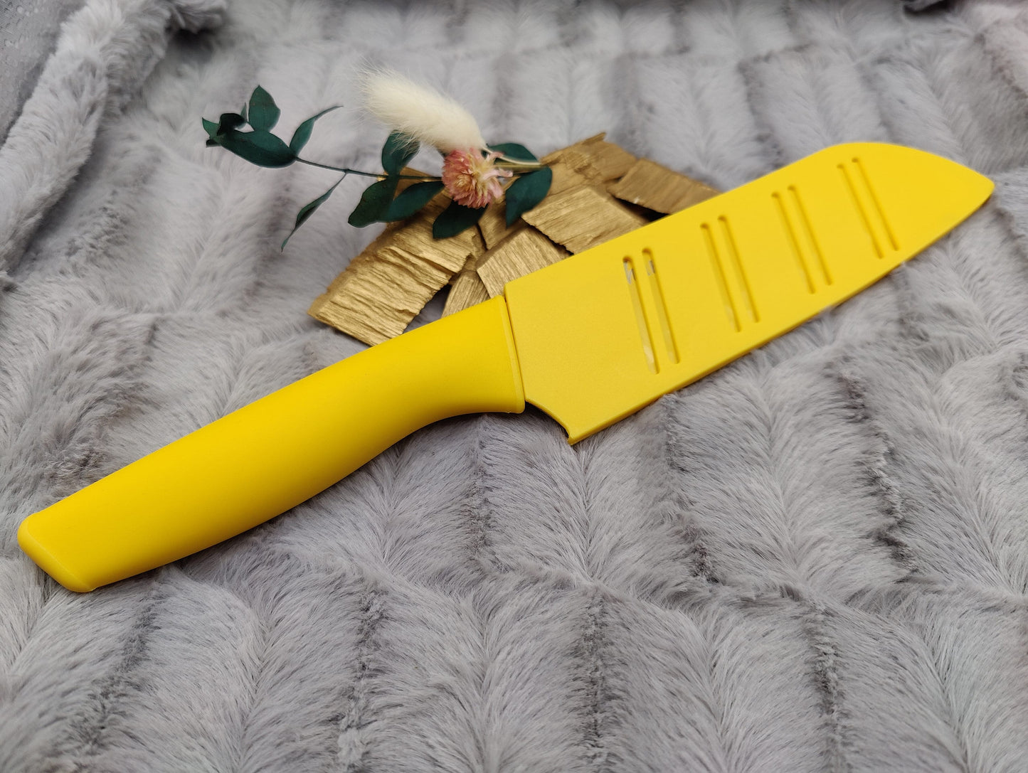 Personalisiertes Chefmesser mit Gravur | Scharfes Küchenmesser Edelstahl 17,5 cm | Messer mit Name & Klingenschutz | Antihaft-Beschichtung