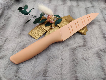 Personalisiertes Allzweckmesser Apricot mit Gravur | Scharfes Küchenmesser Edelstahl 12,5 cm | Universalmesser mit Name & Klingenschutz