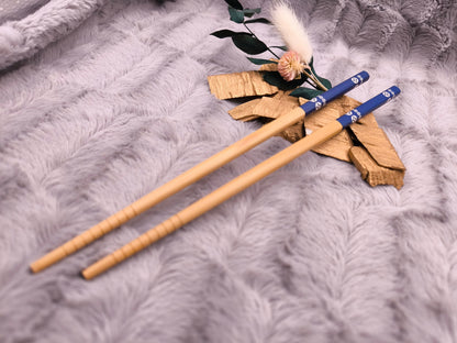 2 Chopsticks personalisiert blau Essstäbchen 1 Paar Bambus 22,5 cm 5 Motive Wunschgravur China Essen Food Sushi Geschenk