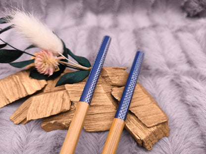 2 Chopsticks personalisiert blau Essstäbchen 1 Paar Bambus 22,5 cm 5 Motive Wunschgravur China Essen Food Sushi Geschenk