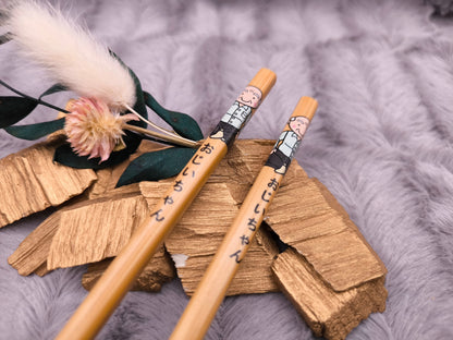 Personalisierte Essstäbchen mit Gravur | Bambus Chopsticks mit Name | Inkl. Gratis 3D-Druck Halter | Individuelles Geschenk Sushi Liebhaber