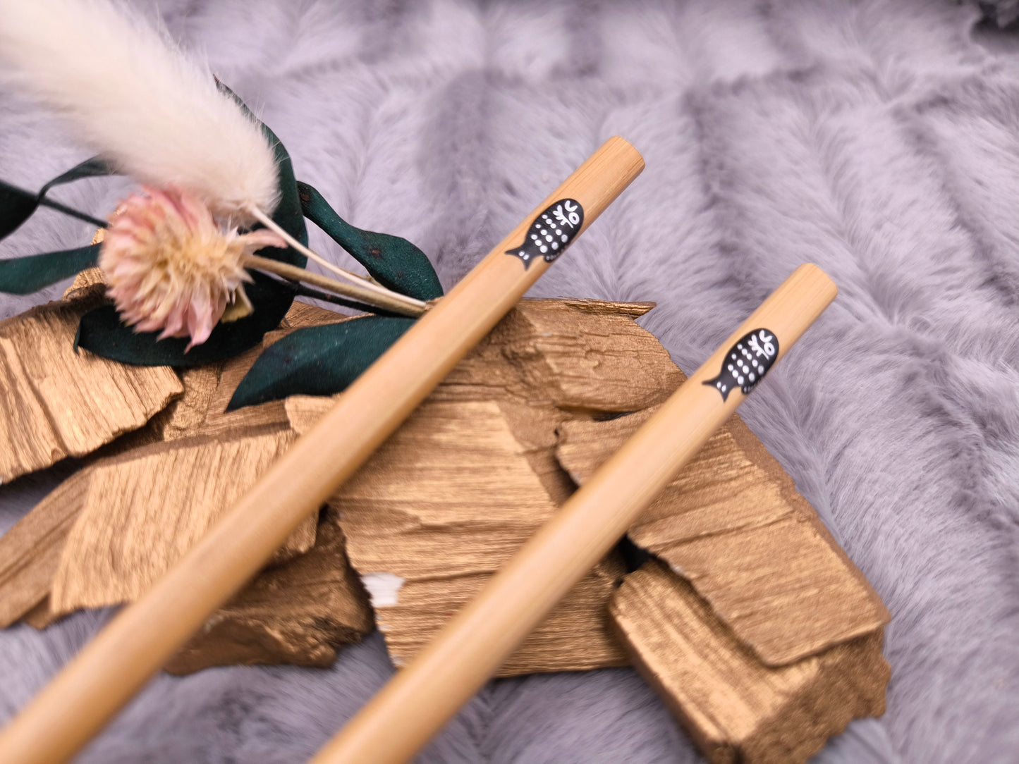 2 Chopsticks personalisiert Fisch Essstäbchen 1 Paar Bambus 22,5 cm Wunschgravur China Essen Food Sushi Geschenk