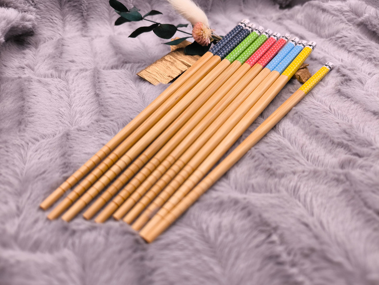 2 Chopsticks personalisiert Panda Dots Essstäbchen 1 Paar Bambus 22,5 cm 5 Motive Wunschgravur China Essen Food Sushi Geschenk