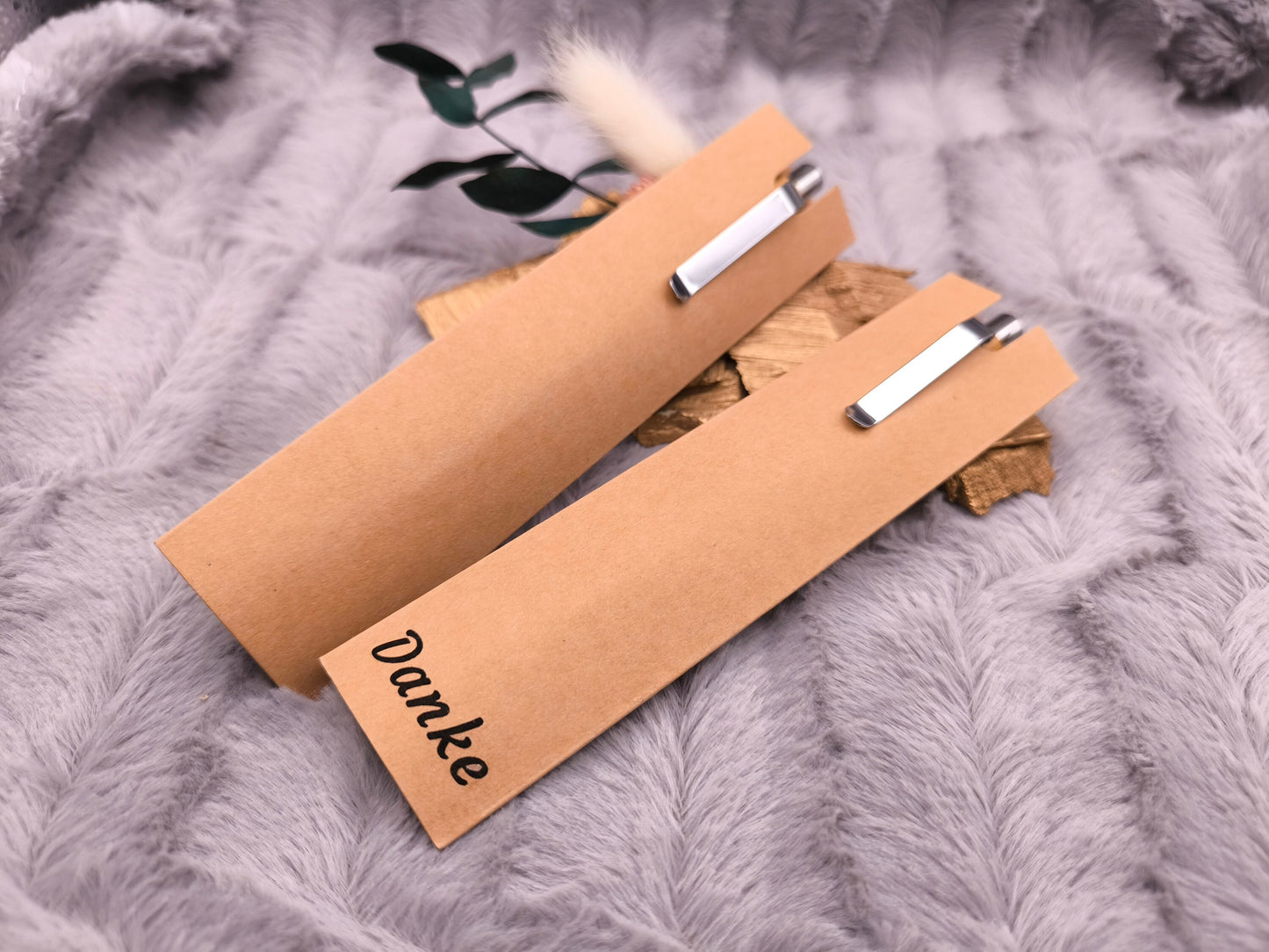 Kugelschreiber personalisiert mit Etui aus Pappe Bambus Gravur schwarz Kuli Stift Holz Gastgeschenk Geschenk Gift
