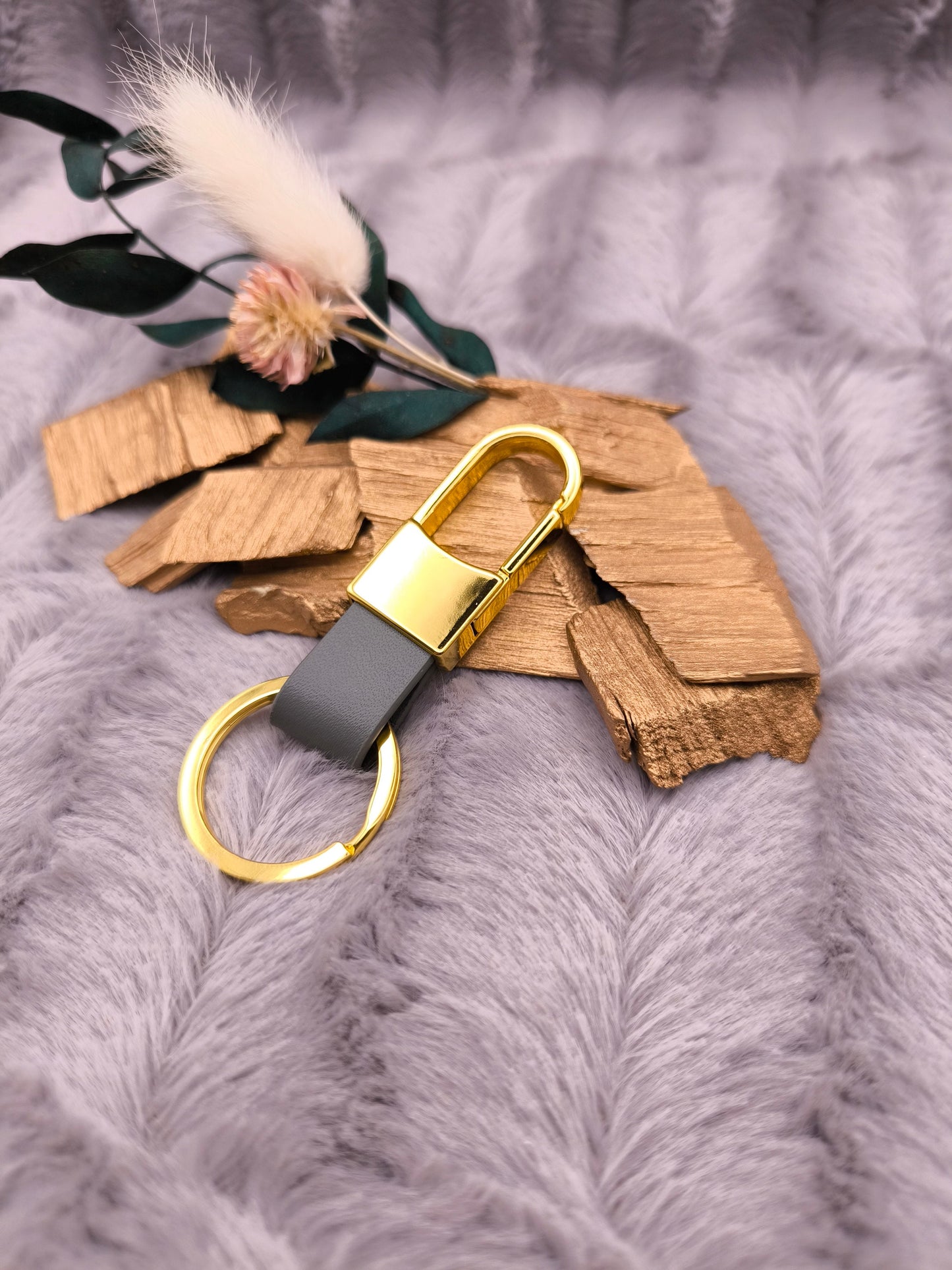 Schlüsselanhänger gold personalisiert Karabiner Kunstleder mit individueller Gravur 3 Farben zur Auswahl Geschenk