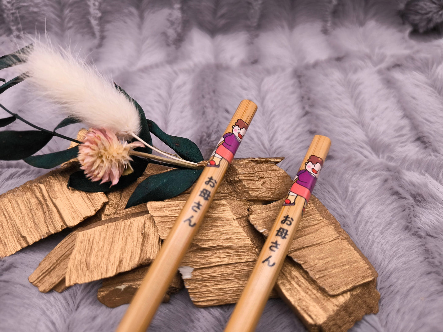 Personalisierte Essstäbchen mit Gravur | Bambus Chopsticks mit Name | Inkl. Gratis 3D-Druck Halter | Individuelles Geschenk Sushi Liebhaber