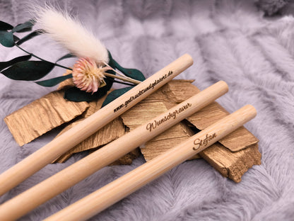 Trinkhalm personalisiert aus Bambus Strohhalm mit individueller Gravur Straw Geschenk