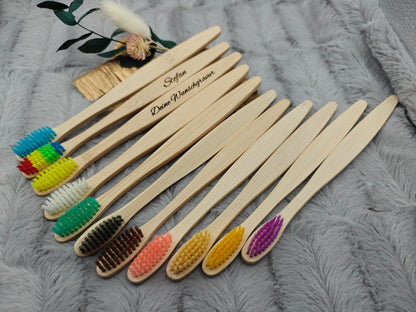 Zahnbürste personalisiert aus Bambus Holz 17,5 cm 11 Farben zur Wahl mit individueller Gravur ideales Geschenk
